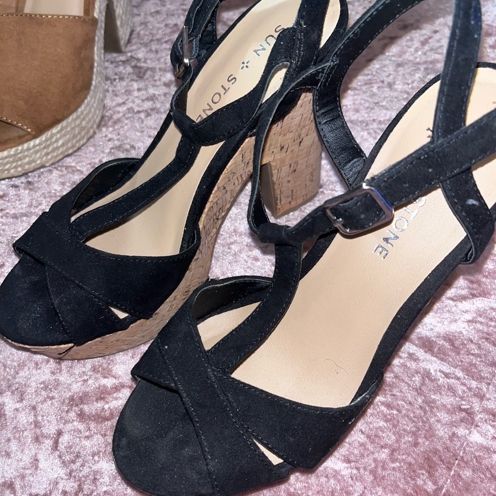 Wedge sandals black